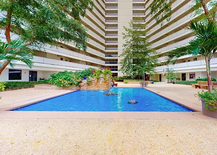 Holiday home Coastal-themed With Balcony Views Pools Tennis & Ac *