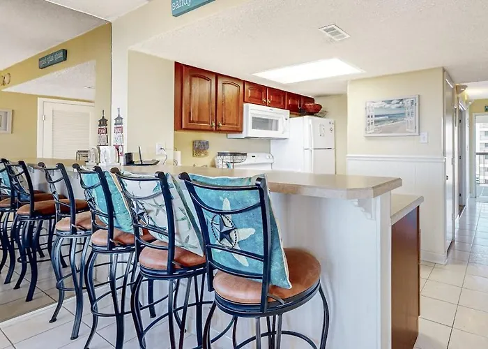 Coastal-themed With Balcony Views Pools Tennis & Ac Holiday home