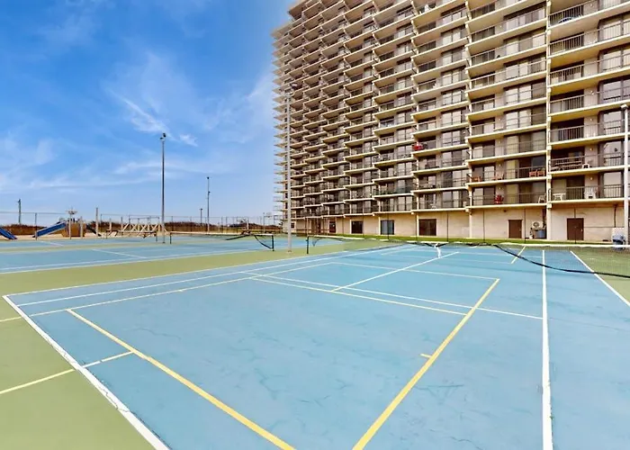 Coastal-themed With Balcony Views Pools Tennis & Ac